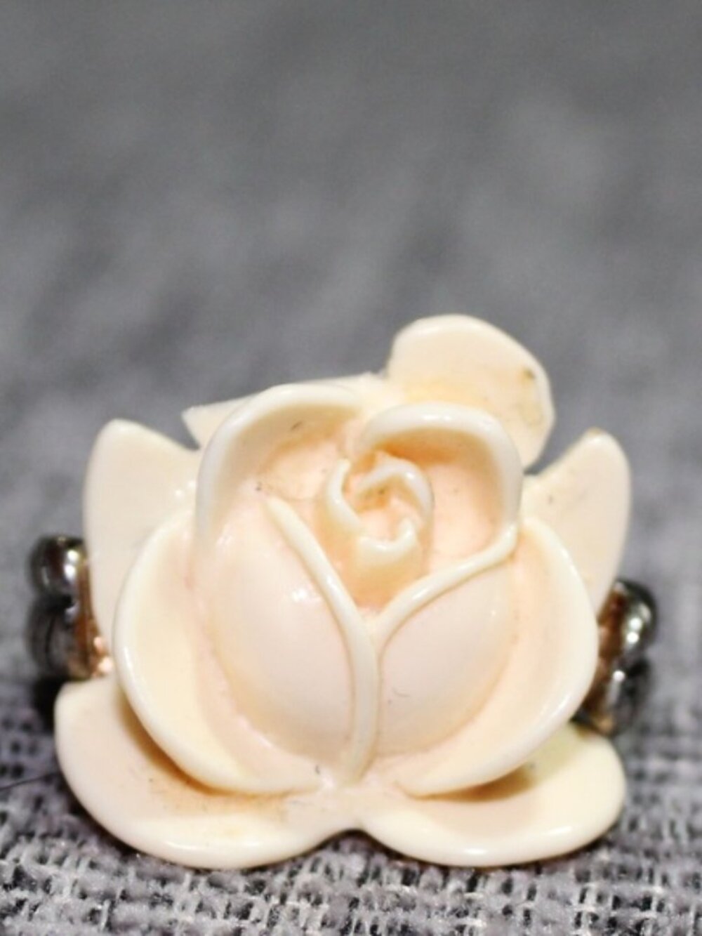 Flower ring